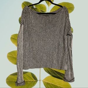 Forever 21 Black and White Striped Cropped Sweater - Sz M